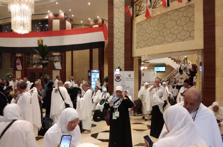 وزارة التضامن تعلن نجاح خطة تصعيد حجاج الجمعيات الأهلية إلى عرفات