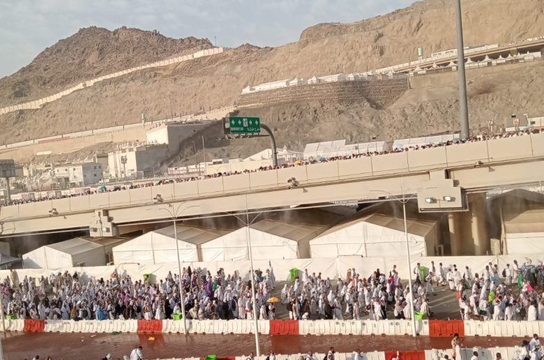 وزارة التضامن: حجاج الجمعيات يواصلون أداء المناسك ويرمون جمرة العقبة الكبرى