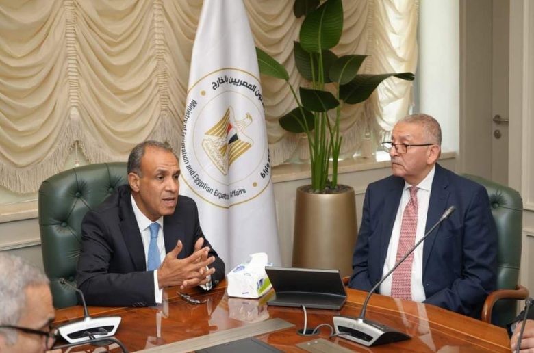 وزير الخارجية والهجرة يوجه بالاهتمام بملف المحفزات للمصريين بالخارج
