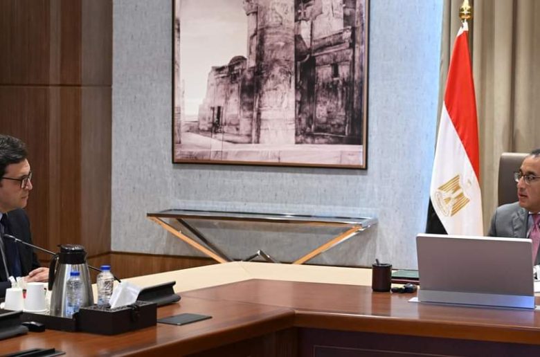 رئيس الوزراء يؤكد الاهتمام بملف الثقافة وكافة الأمور المتعلقة ببناء الإنسان