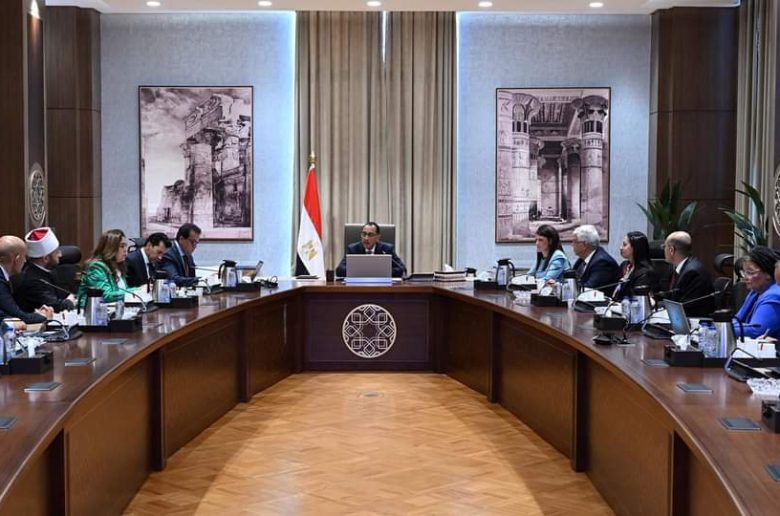 رئيس الوزراء يترأس الاجتماع الأول للمجموعة الوزارية للتنمية البشرية