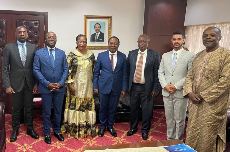 جانب من مراسم التوقيع