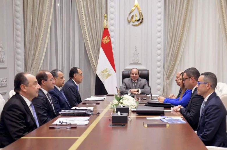 الرئيس السيسي يوجه بدراسة مشكلات المصانع المتعثرة وإيجاد حلول لتشغيلها