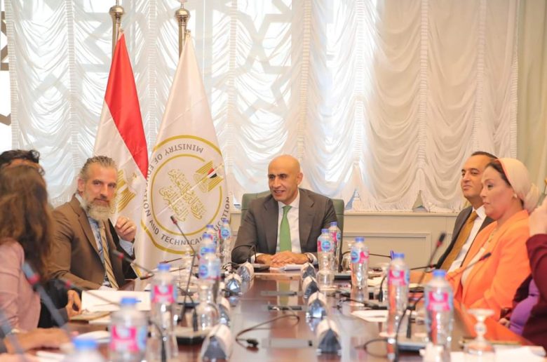 وزير التعليم يبحث مع ممثل «يونيسف» سبل تعزيز التعاون لتطوير التعليم قبل الجامعي