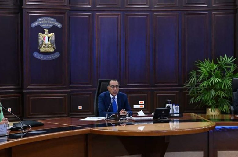 رئيس الوزراء: نمتلك كشوف بأسماء كل سيارات ذوي الهمم وسنتأكد من استفادتهم بها