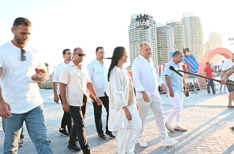 وزيرة التضامن تتفقد المنطقة الترفيهية الشاطئية بمهرجان العلمين الجديدة