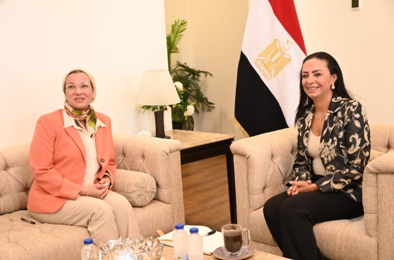 وزيرتا التضامن والبيئة تبحثان تعزيز سبل التعاون بين الوزارتين بعدد من المجالات