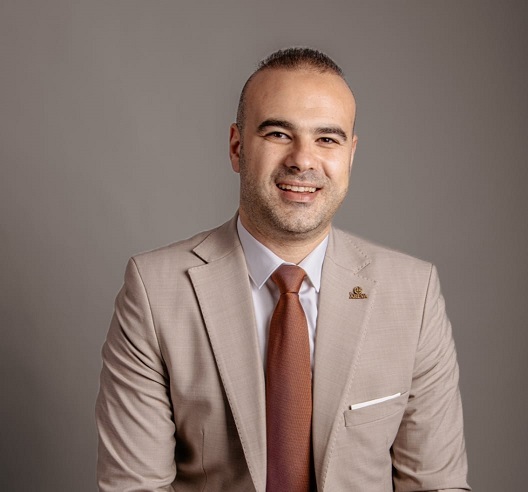 المهندس عمرو يس رئيس مجلس إدارة أريفا للتنمية العقارية