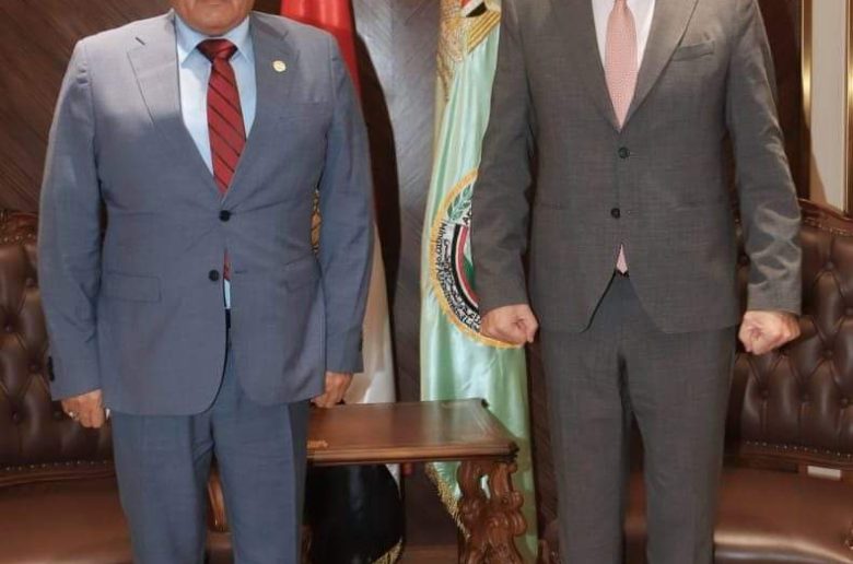 وزير الزراعة يبحث سبل تعزيز المشروعات المشتركة مع «أكساد»