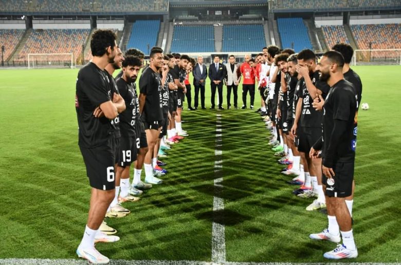 وزير الشباب يدعم «المنتخب» قبل مواجهة الرأس الأخضر بتصفيات الأمم الأفريقية