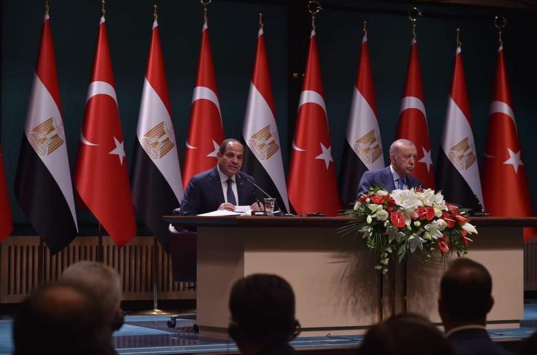الرئيس السيسي: نستهدف زيادة التبادل التجاري بين مصر وتركيا إلى 15 مليار دولار