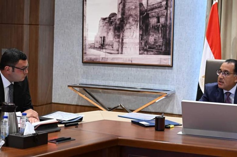 الحكومة: نحرص على تنفيذ أعمال لتطوير مختلف المناطق المحيطة بهضبة الأهرام