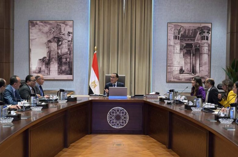 رئيس الوزراء: الحكومة تعول كثيرا على البورصة كمنصة للتمويل والاستثمار