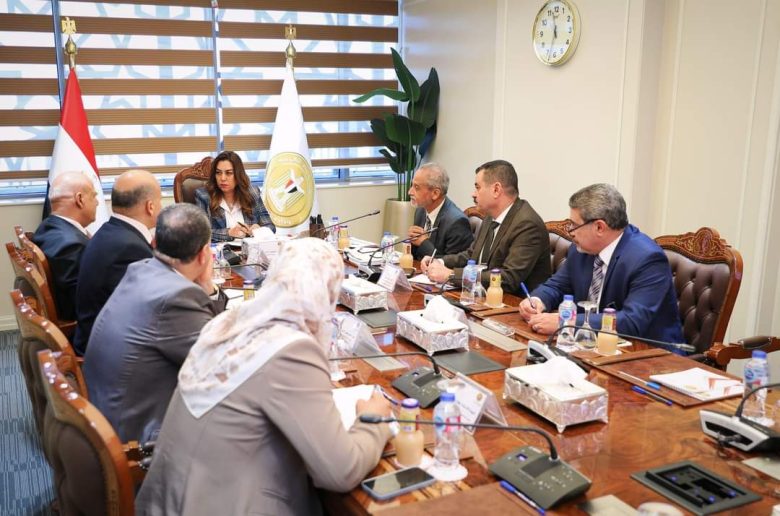 وزيرة التنمية المحلية تتابع تنفيذ منظومة التدريب وتطوير مركز سقارة