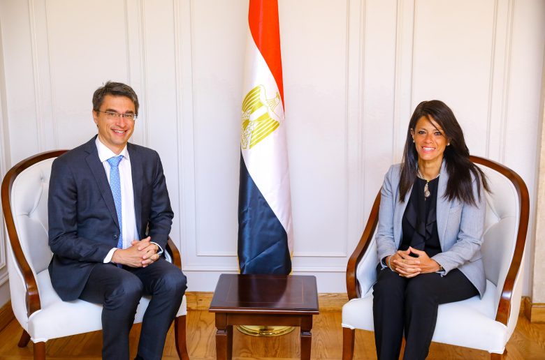 وزيرة التخطيط  والتعاون الدولي