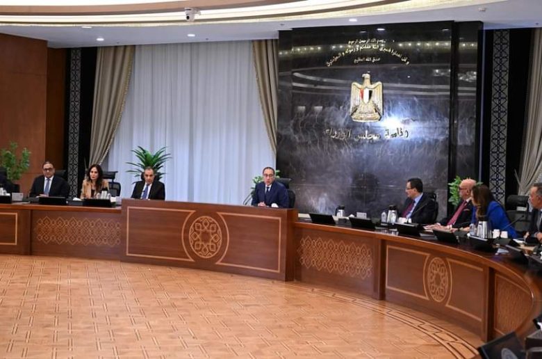 رئيس الوزراء : توجيه ملف التحول للدعم النقدي للحوار الوطني والحكومة ملتزمة بتوصياته