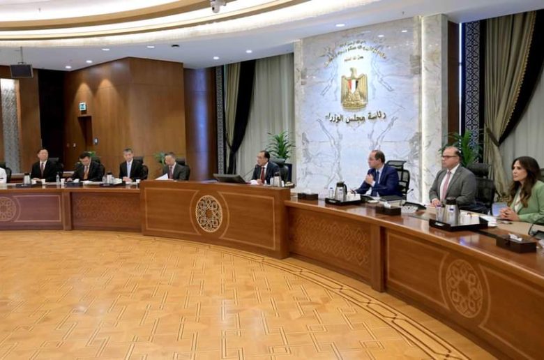 رئيس الوزراء يؤكد حرص مصر على تعزيز العلاقات الوثيقة بين القاهرة وبكين