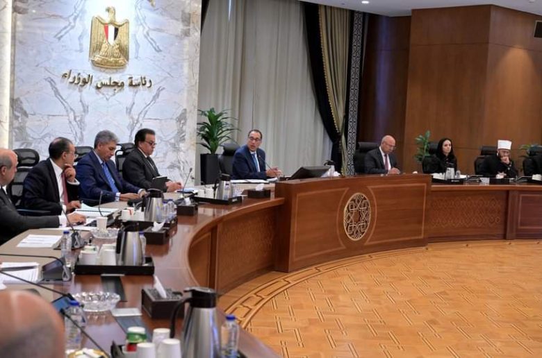 رئيس الوزراء يتابع الاستعدادات المبكرة لموسم الحج القادم 2025