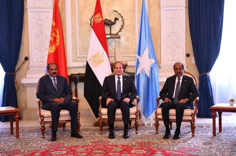مصر وإريتريا والصومال يؤكدون خطورة استمرار اضطراب الملاحة في البحر الأحمر