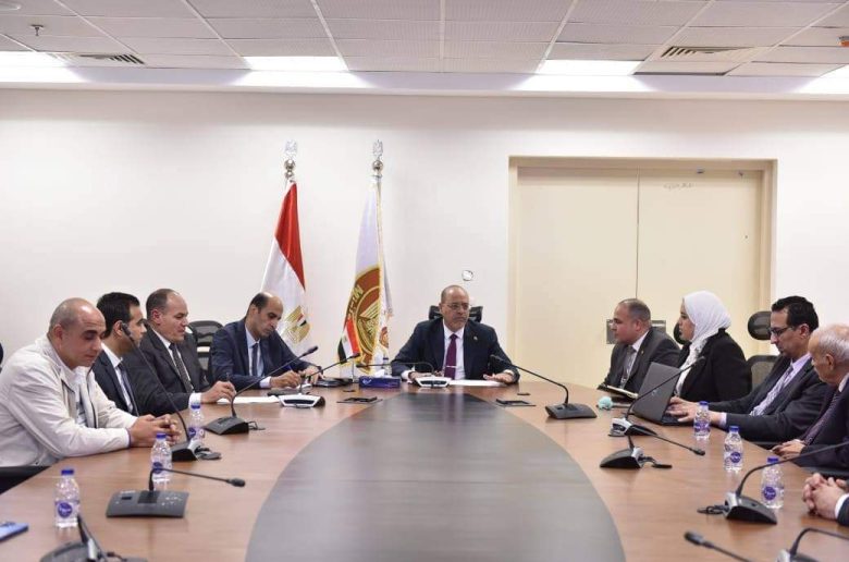 وزير العمل يلتقى ممثلي شركات إلحاق عِمالة موسم حج 2025