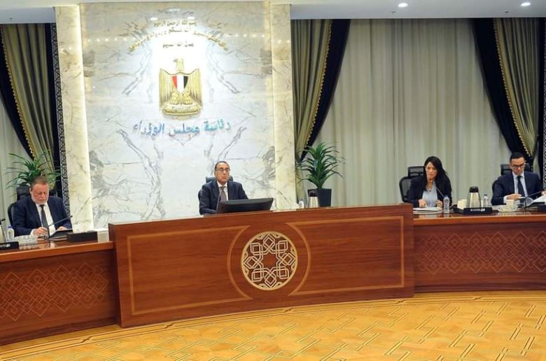 رئيس الوزراء يترأس اجتماع لجنة الدين الخارجي وتنظيم الاقتراض