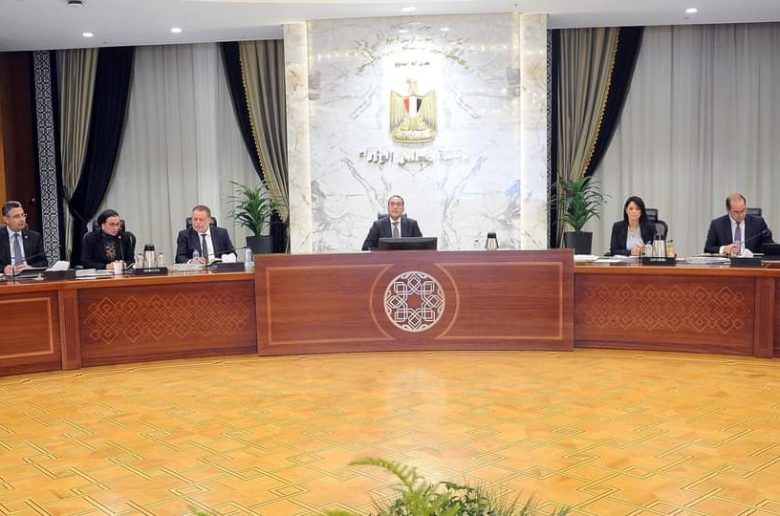 رئيس الوزراء يوجه بسرعة الانتهاء من طرح الكيانات التي انتهت من إجراءاتها