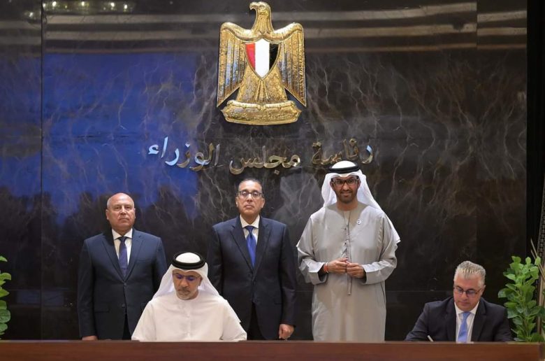 المنطقة الاقتصادية لقناة السويس وموانئ أبو ظبي توقعان مذكرة تفاهم