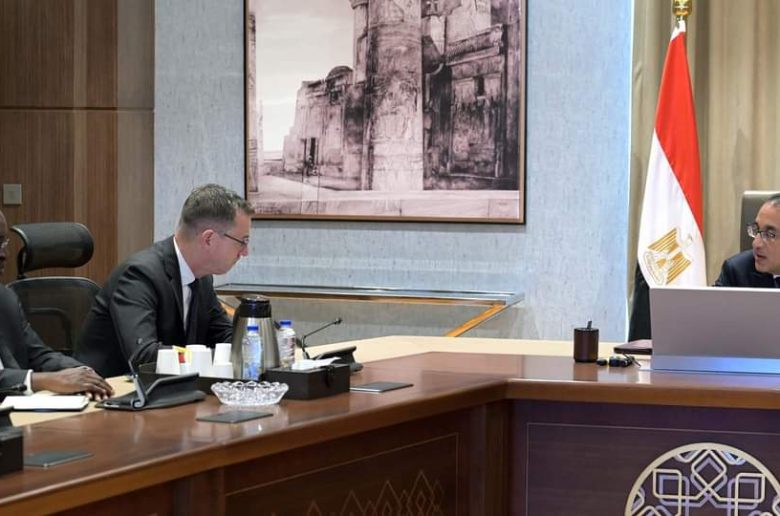 رئيس الوزراء: نتطلع للإعلان قريبًا عن خطة طرح المطارات بالتعاون مع مؤسسة التمويل الدولية