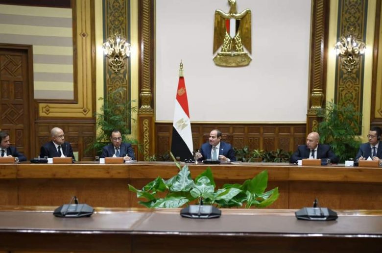 الرئيس السيسي: تخصيص 100 مليار جنيه لدعم صناعة السيارات الكهربائية