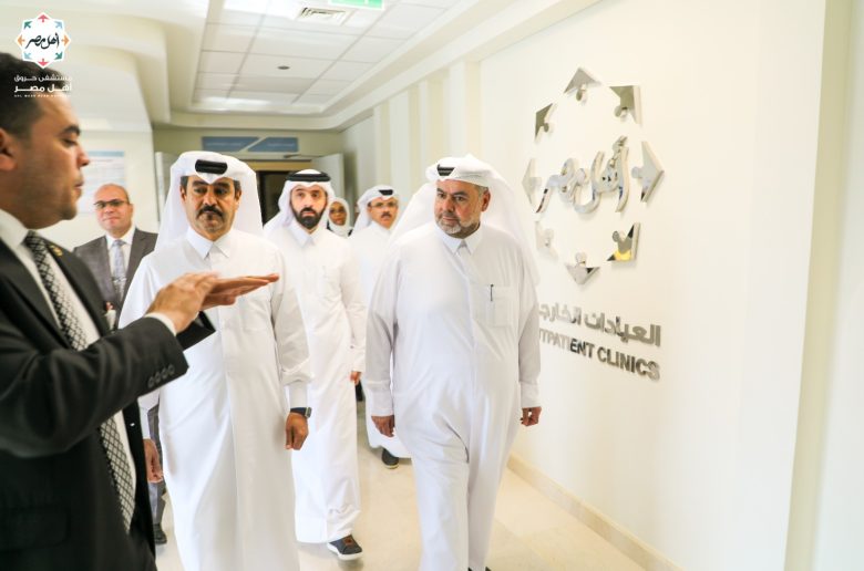 وفد قطري يزور مستشفى «حروق أهل مصر» ويشيد بخدماتها المتطورة لرعاية المرضى