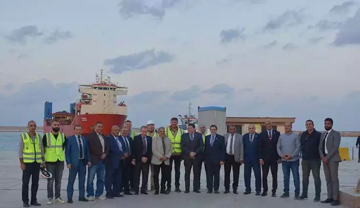 وصول مصيدة قلب المفاعل للوحدة النووية الرابعة