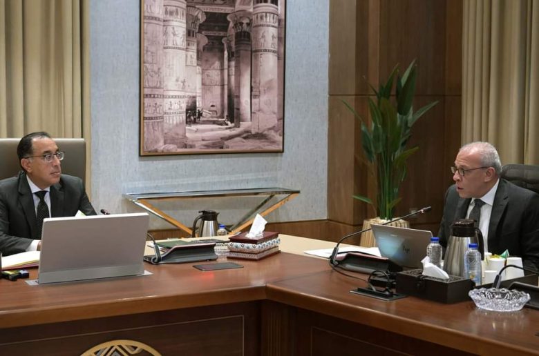 هيئة تنمية الصعيد إنشاء وتجهيز 14 مجمعا صناعيا حرفيا لخدمة عدد من المحافظات