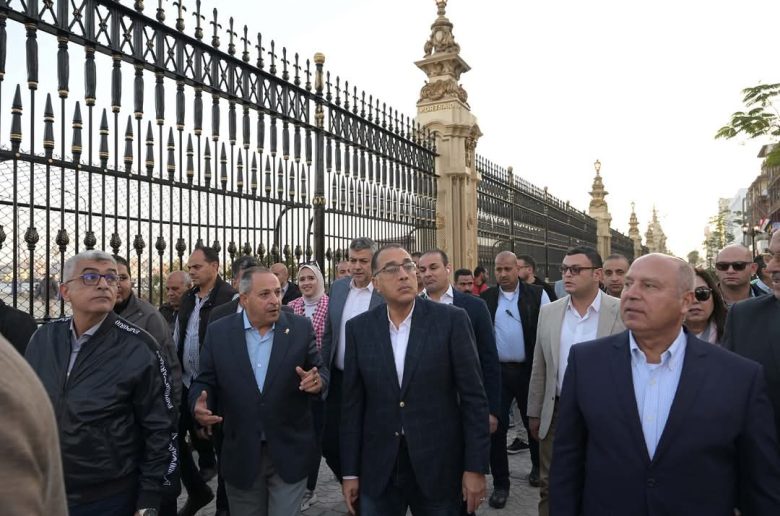 رئيس الوزراء يتفقد المرحلة الثانية من أعمال تطوير الممشى السياحي ببورسعيد