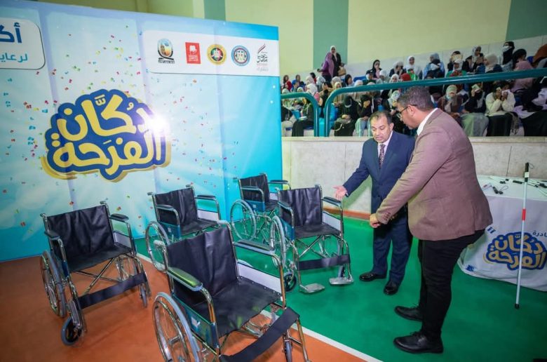 صندوق تحيا مصر يوفر 38 ألف قطعة ملابس جديدة لرعاية 7000 طالب وطالبة