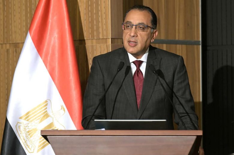 رئيس الوزراء: نستهدف تحقيق أكبر قدر من الطاقة الجديدة والمتجددة خلال عاميين