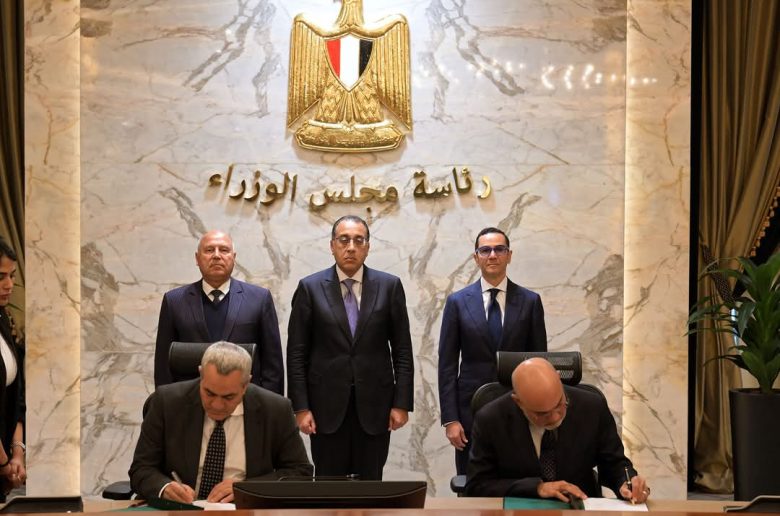 سيارات «إم جي» تحجز مكانها للتصنيع في مصر بدعم كامل من الرئيس السيسي