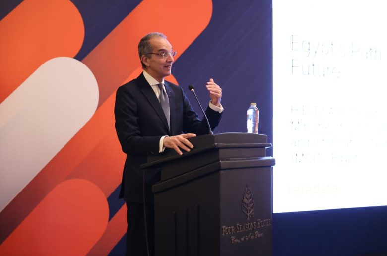 وزير الاتصالات: إطلاق النسخة الثانية من الاستراتيجية الوطنية للذكاء الاصطناعى مطلع 2025