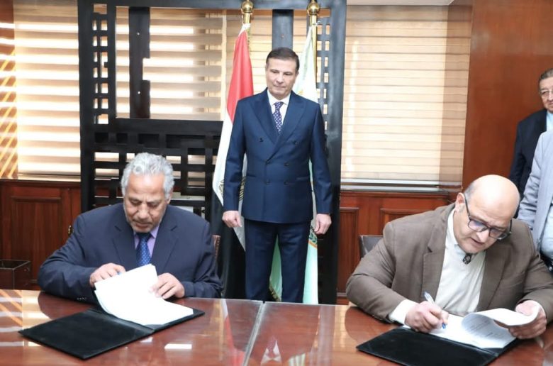 وزير الزراعة يشهد توقيع بروتوكول تعاون لإعادة تدوير المخلفات الزراعية