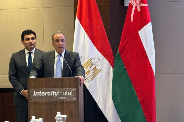 وزير الخارجية يؤكد أهمية التعاون بين مصر وعمان لتعزيز التعاون الاقتصادي 