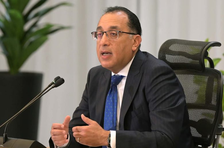 رئيس الوزراء: الإعلان عن البرنامج الزمني لطرح الشركات بالبورصة خلال أيام