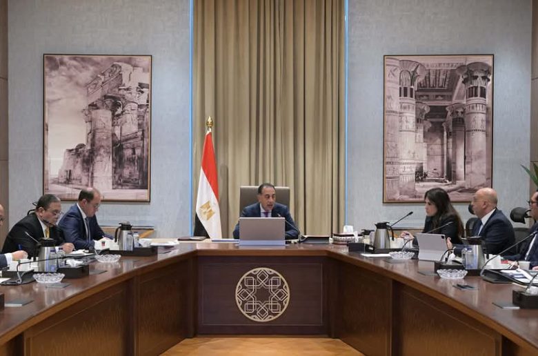 رئيس الوزراء يتابع الجهود والرؤية المستقبلية لجهاز تنمية المشروعات