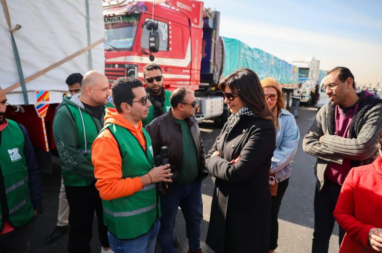 التحالف الوطني: اصطاف مئات الشاحنات تمهيدا لإطلاق القافلة الاغاثية التاسعة لدعم غزة