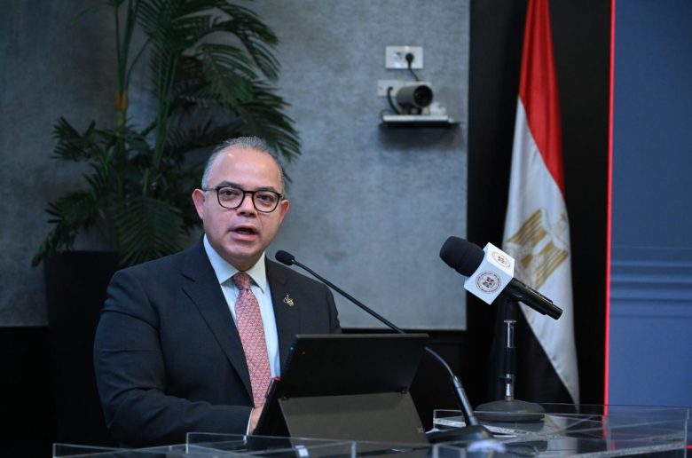 الدكتور محمد فريد رئيس الهيئة العامة للرقابة المالية