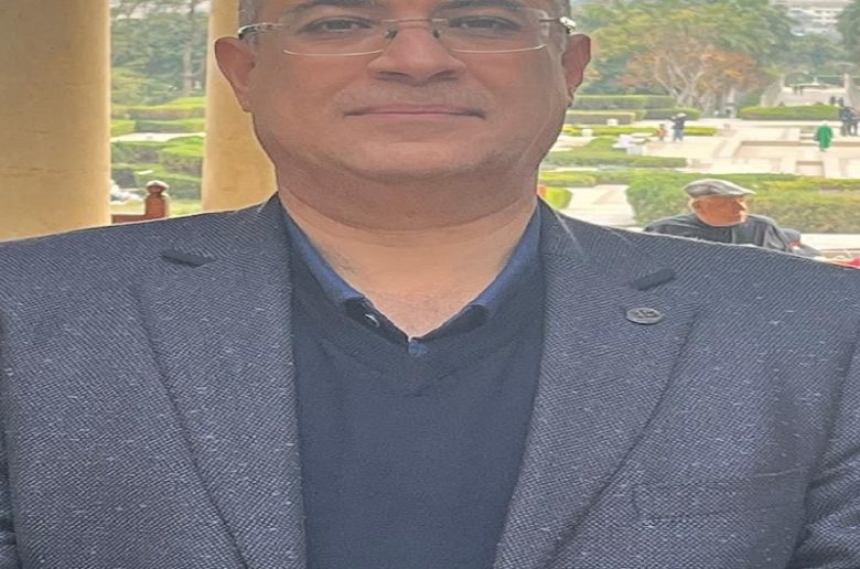 مصطفى أبو العزم العضو المنتدب للجمعية المصرية للتأمين التعاوني