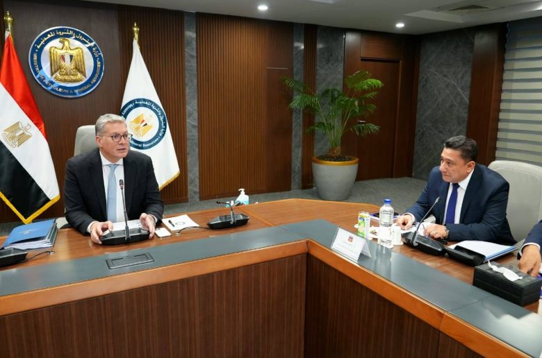 وزير البترول خلال الجمعية العامة للشركة