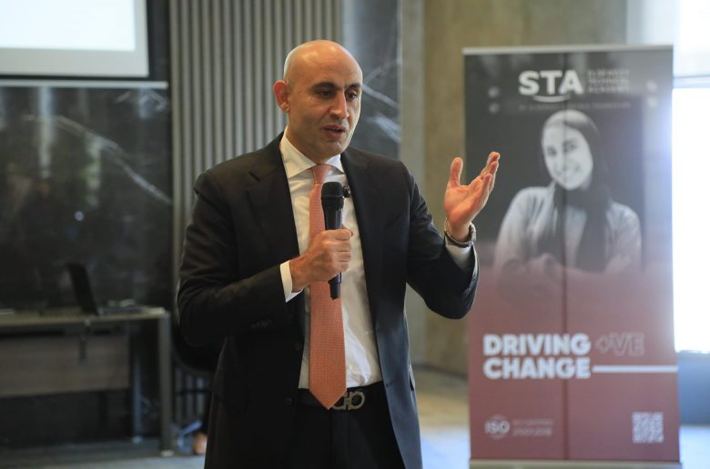 وزير التربية والتعليم