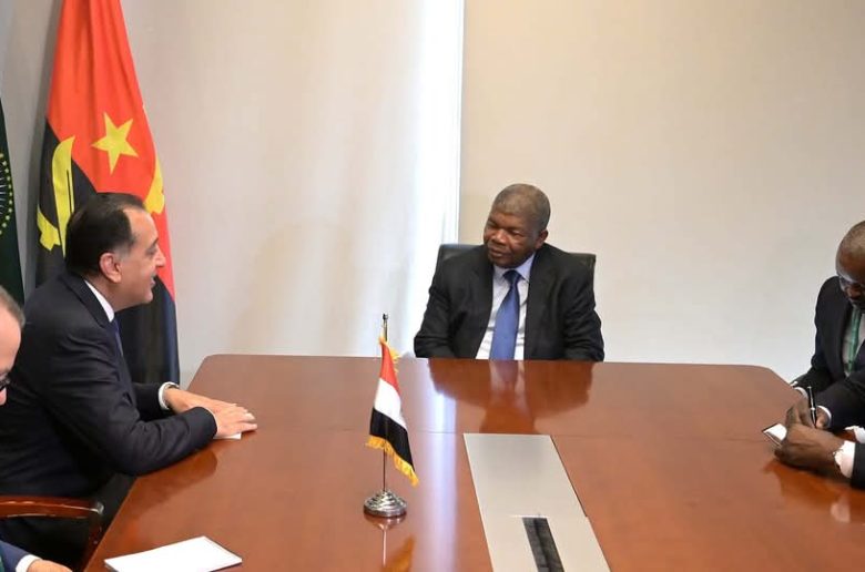 رئيس الوزراء يلتقي رئيس جمهورية أنجولا لبحث مجالات التعاون المُشترك