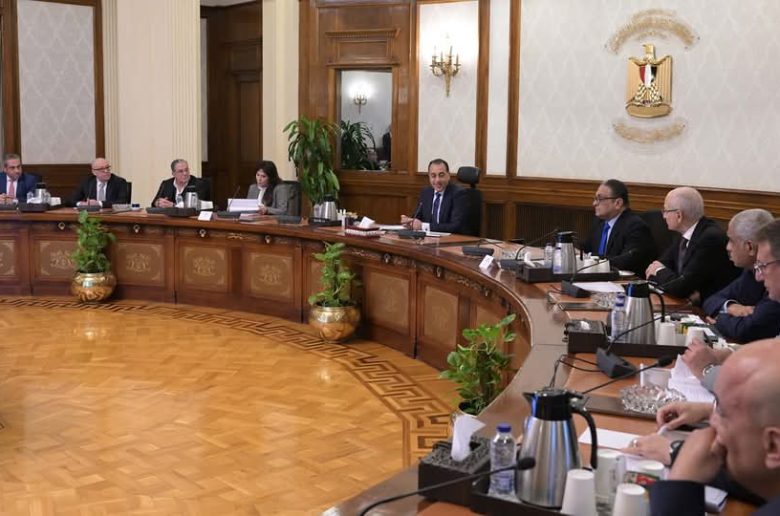 رئيس الوزراء يؤكد أهمية القطاع العقاري في زيادة معدلات التنمية وتوفير فرص العمل