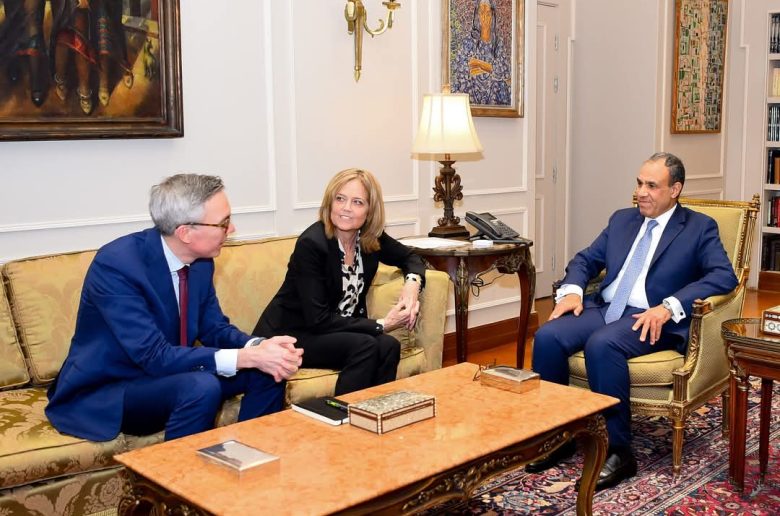 وزير الخارجية يشدد على أهمية العمل نحو زيادة استثمارات سكاتك النرويجية بمصر