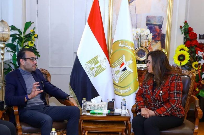 وزيرة التنمية المحلية تلتقي مع الرئيس التنفيذي لبنك الطعام لبحث التعاون المشترك